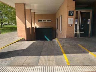 Miete Autoparkplatz in Echavacóiz. Alquiler de varias plazas de garaje en avenida pamplona