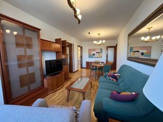 Location Appartement  Plaza rafael alberti. Alquiler temporal  junto a hospitales y universidades