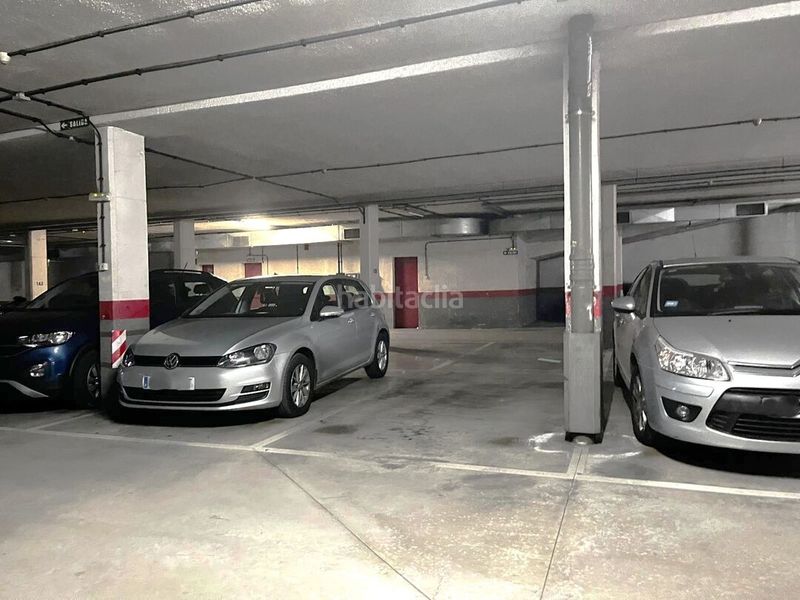 Foto 182c2169-f054-4466-87aa-ca9d1a002257. Posto auto in Barañáin / Barañain