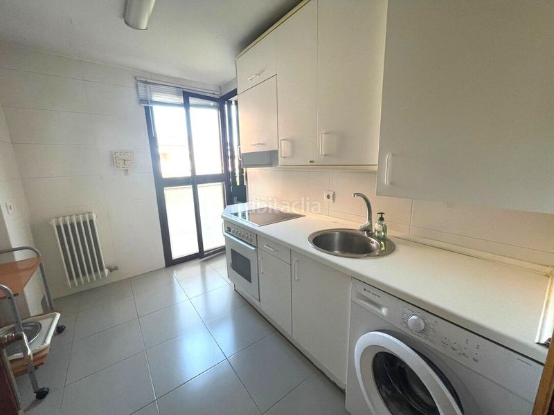 Foto 8b76b87a-3099-4259-8518-d51b0d6e6e1d. Flat with heating parking in Barañáin / Barañain