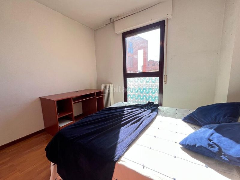 Foto a4799bc9-b2d7-4355-a6ff-35804d566665. Flat with heating parking in Barañáin / Barañain