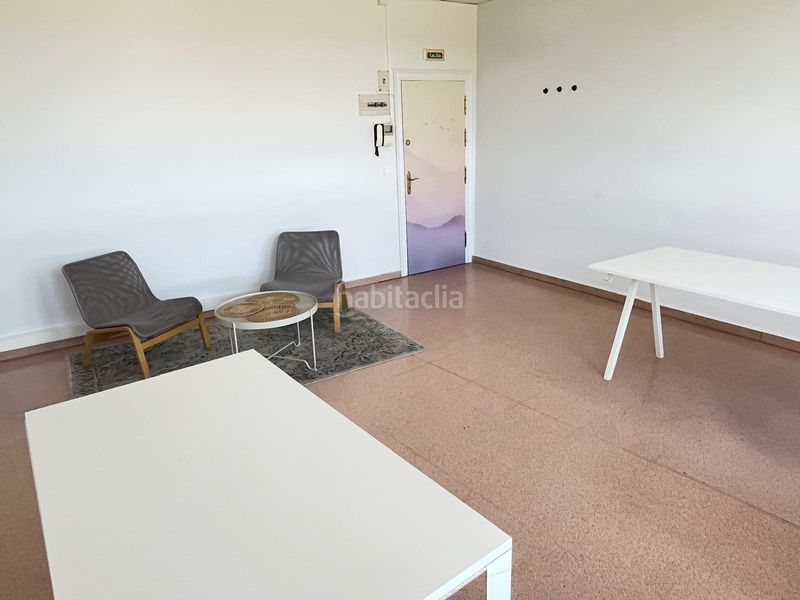 Foto 55601732-44d4-4562-89f0-ac381a2a1001. Location bureau dans Barañáin / Barañain