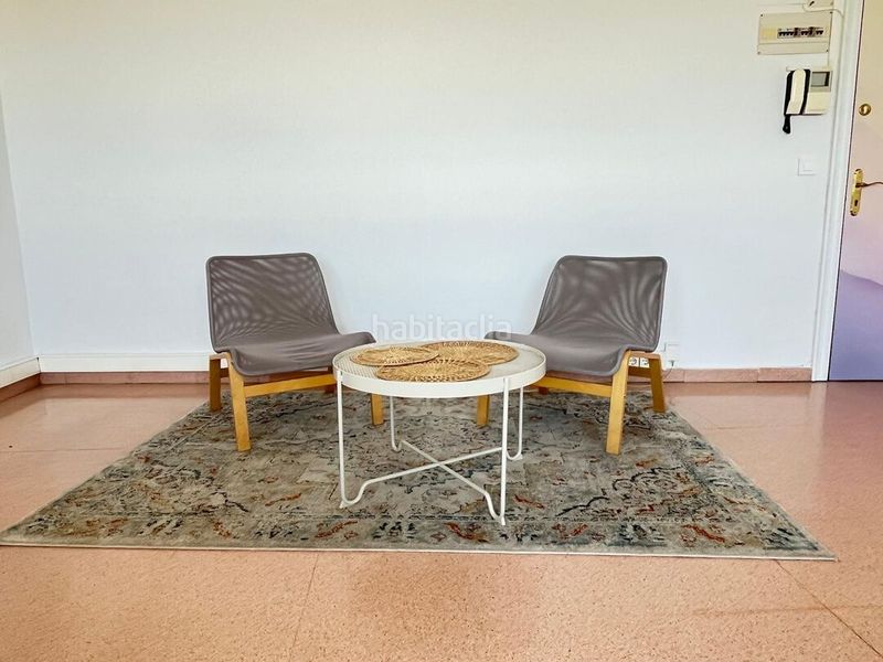 Foto ce0ec2bf-bbe5-441f-a60a-84582727083f. Location bureau dans Barañáin / Barañain