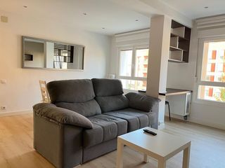 Location Appartement  Calle de la torre nueva. Luminoso piso reformado en barañain  alquiler temporal hasta el