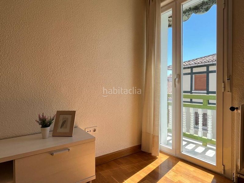 Foto 1a6a6979-8c09-4828-831b-914e0b0de1aa. Etagenwohnung mit heizung in Chantrea Pamplona / Iruña