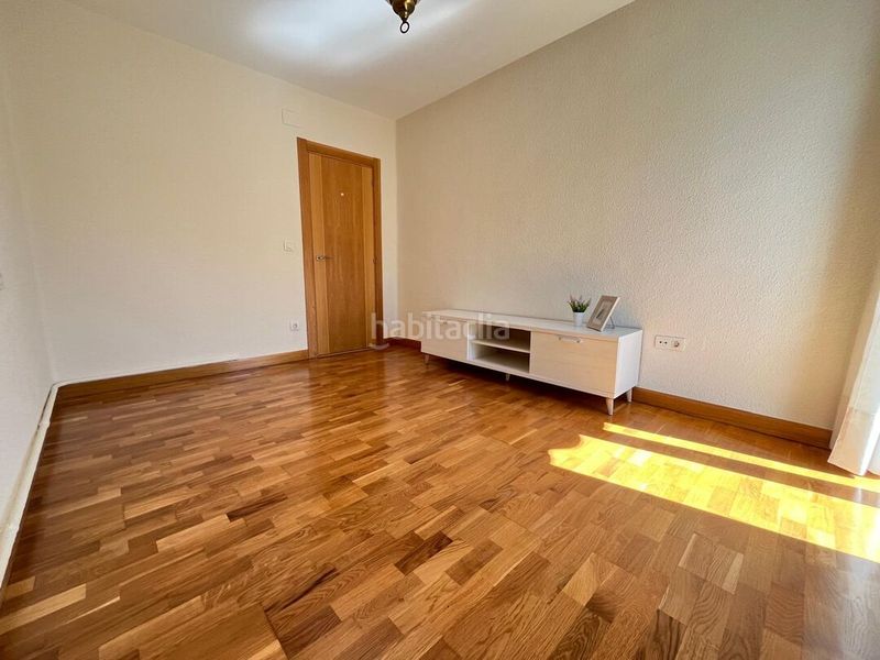 Foto 6ae527cd-e02f-4b39-b3c1-1d591f238dea. Etagenwohnung mit heizung in Chantrea Pamplona / Iruña