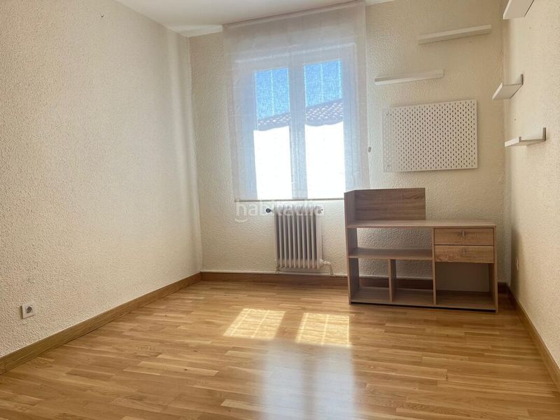 Foto c74308b7-048d-45f0-92fb-2bdeeeb43f6d. Etagenwohnung mit heizung in Chantrea Pamplona / Iruña