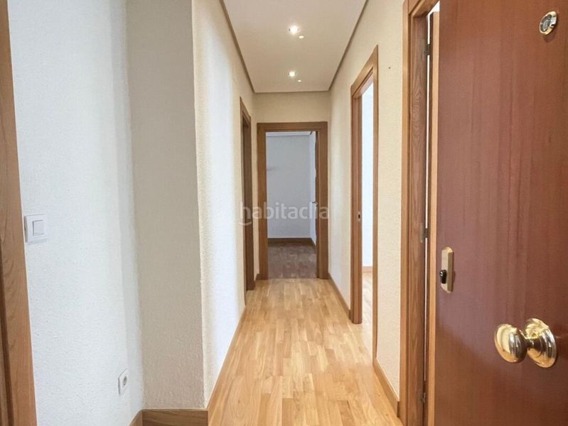 Foto e18f93d6-3b6a-4723-8998-9ba561dd1600. Etagenwohnung mit heizung in Chantrea Pamplona / Iruña