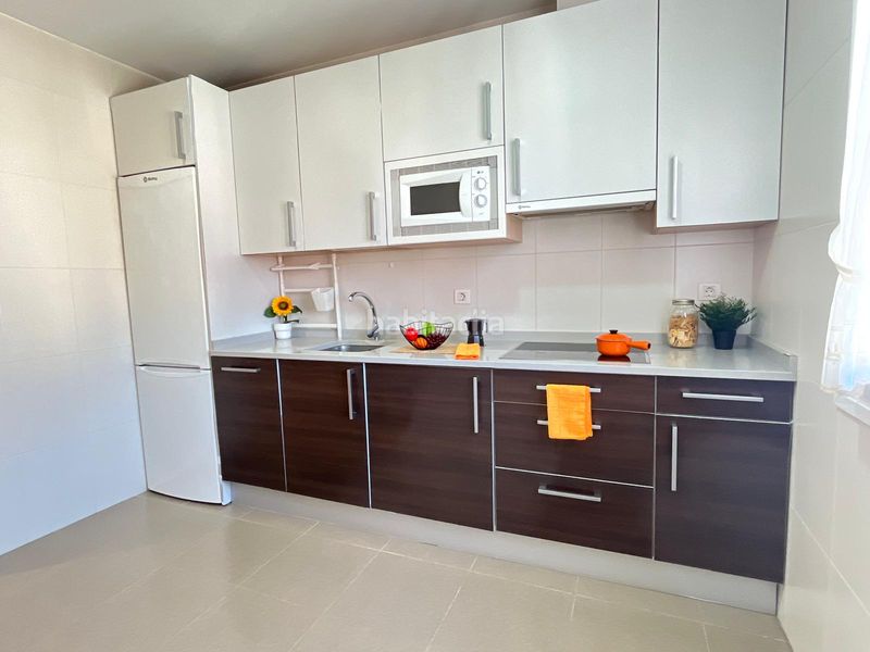 Foto e32b9bff-40c0-4ef8-9c36-aa8db62c6dcb. Etagenwohnung mit heizung in Chantrea Pamplona / Iruña