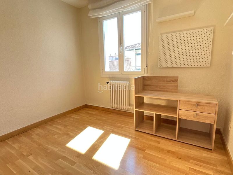 Foto e68bdc9c-a928-4637-b425-098c90041ec8. Etagenwohnung mit heizung in Chantrea Pamplona / Iruña