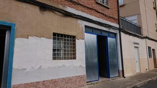 Locale commerciale in Oeste