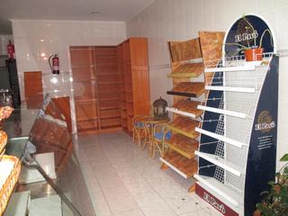 Locale commerciale in Oeste