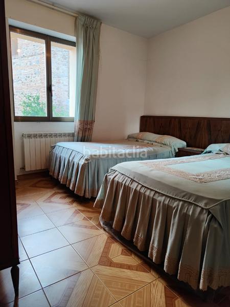 Foto 4f85d492-31a1-44e8-8aa1-c1f982bdd776. Casa a schiera in calle luis bretón 7 in Ocón
