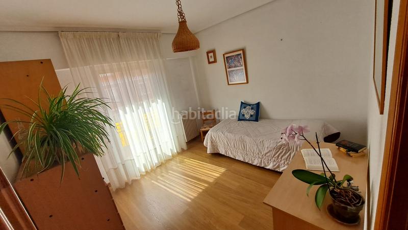 Foto f011f848-7c76-4dba-8ade-8021df635492. Appartamento con riscaldamento in Residencia Logroño