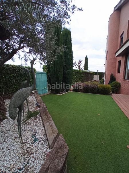 Foto 1176b9d5-9250-4045-86b9-f21088c199b0. Casa aparellada amb calefacció aparcament piscina a Logroño
