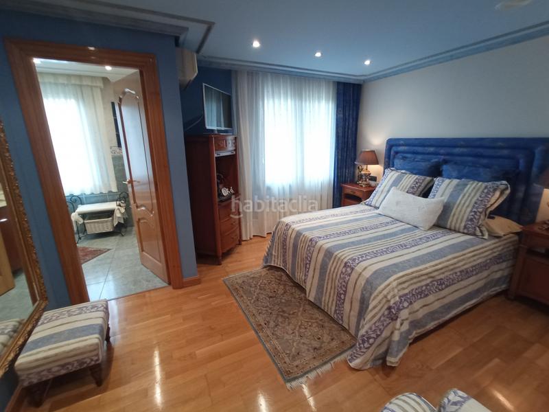 Foto 387abf07-4938-4980-b3d5-65a32a645ac4. Casa aparellada amb calefacció aparcament piscina a Logroño
