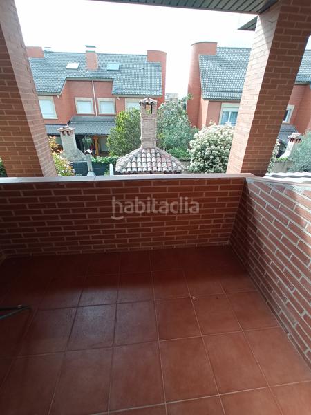 Foto 430be59c-a973-40fa-9b52-e1c3e6580c35. Casa aparellada amb calefacció aparcament piscina a Logroño