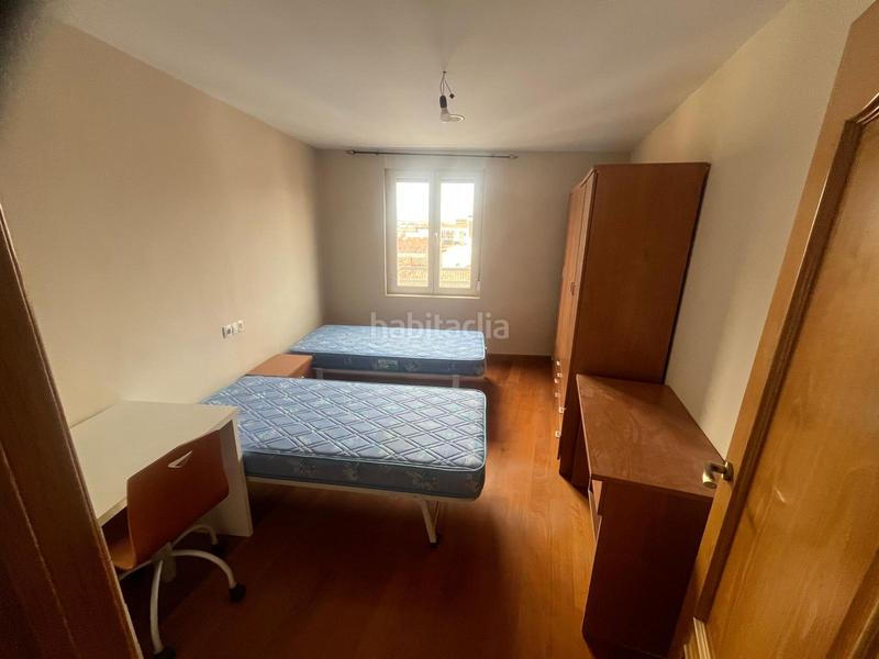 Foto 33aabde8-1c5e-4c03-9c2f-e1178841dc78. Apartament amb calefacció a Residencia Logroño