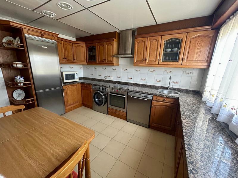 Foto 0bd128c0-044d-41a7-88f2-9275ac251d69. Casa adossada amb xemeneia calefacció a Baños de Río Tobía