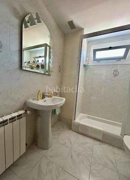 Foto 9b036959-89ac-4c15-ab8b-7544b6665f3b. Casa adossada amb xemeneia calefacció a Baños de Río Tobía