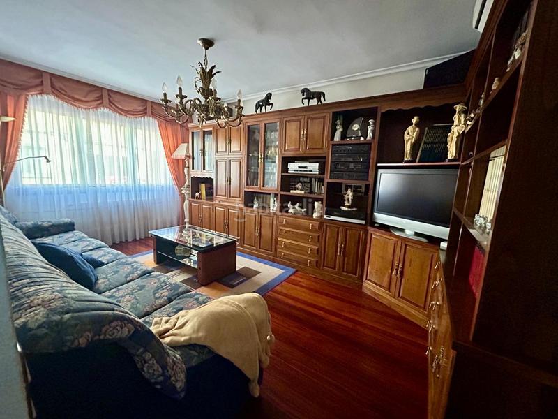 Foto aa069443-0679-445a-9628-e422ad588fe5. Casa adossada amb xemeneia calefacció a Baños de Río Tobía