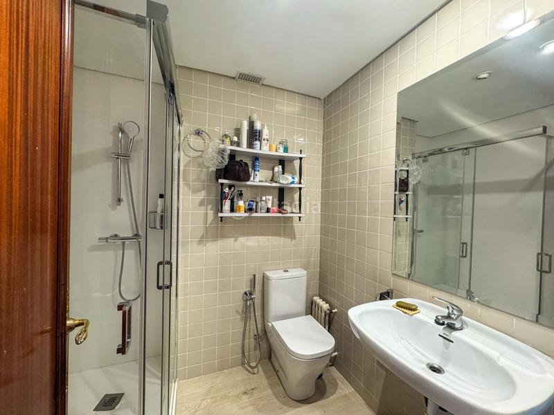 Foto 64c7f0f1-9468-46fc-ba89-ad3f66198787. Appartement avec chauffage parking dans Gran Via Logroño