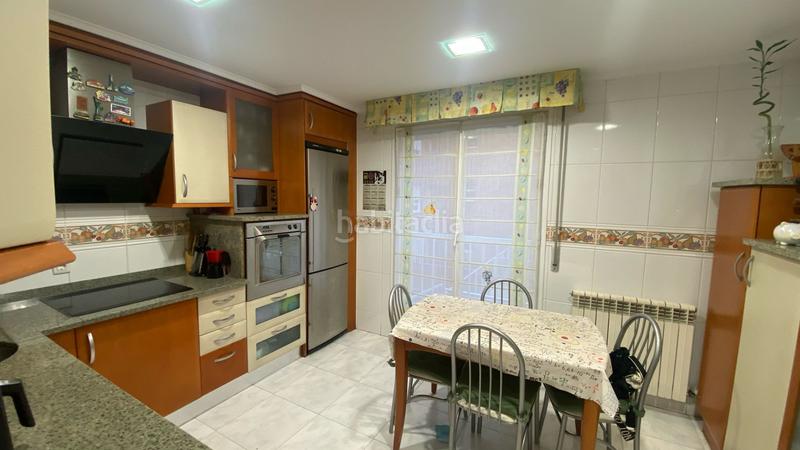 Foto 521a61dd-a2eb-43f6-beb9-b4b0f4778ce3. Piso parque san miguel 4 habitaciones 2 baños garaje trastero exterior en Logroño