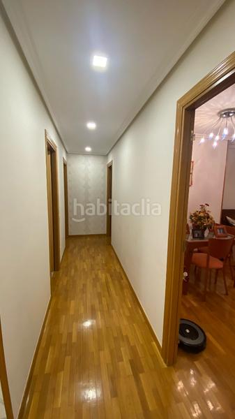 Foto ad5cc55e-718f-4c96-b85a-4e107fa35d63. Piso parque san miguel 4 habitaciones 2 baños garaje trastero exterior en Logroño