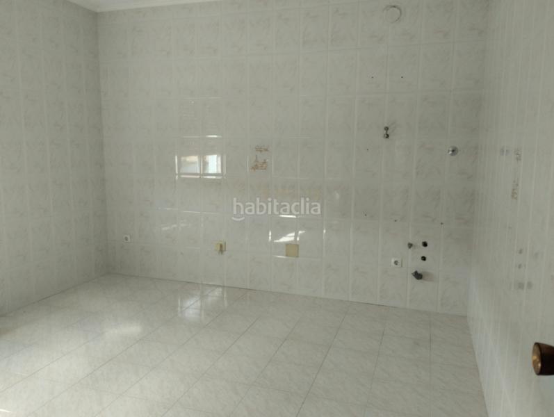 Foto 1ddd77fa-9d60-4495-9808-ad309fbe679a. Casale in Oeste Logroño