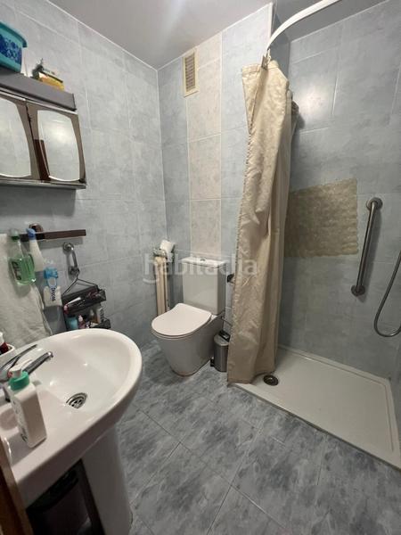 Foto 1a0cb947-6428-44b0-afc0-64333fb7e0a1. Piso chile 4 habitaciones ascensor calefaccion exterior en Logroño