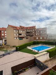Estudi a Calle francisco de quevedo 45. Ocasion villamediana 1 habitacion garaje trastero pisicna amuebl