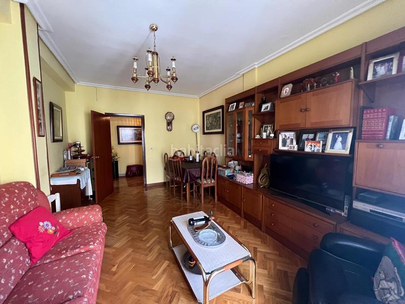 Foto 4b6f461e-24a4-477e-bc30-5fd34ea9e3f4. Flat with heating in Oeste Logroño