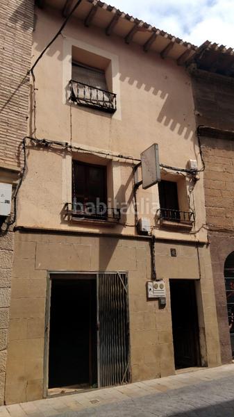 Foto 40afb7f9-762b-43df-b6ea-95e8843919d1. Casa  en el centro en Fuenmayor