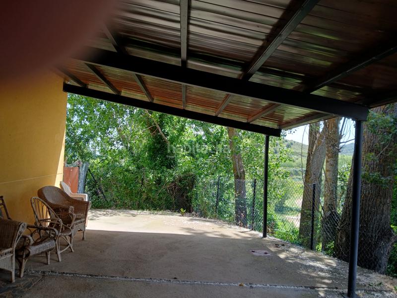 Foto 00d8e624-8b70-4612-9dc5-a545115ff474. Casa preciosa casa con terreno en la villa en Ocón
