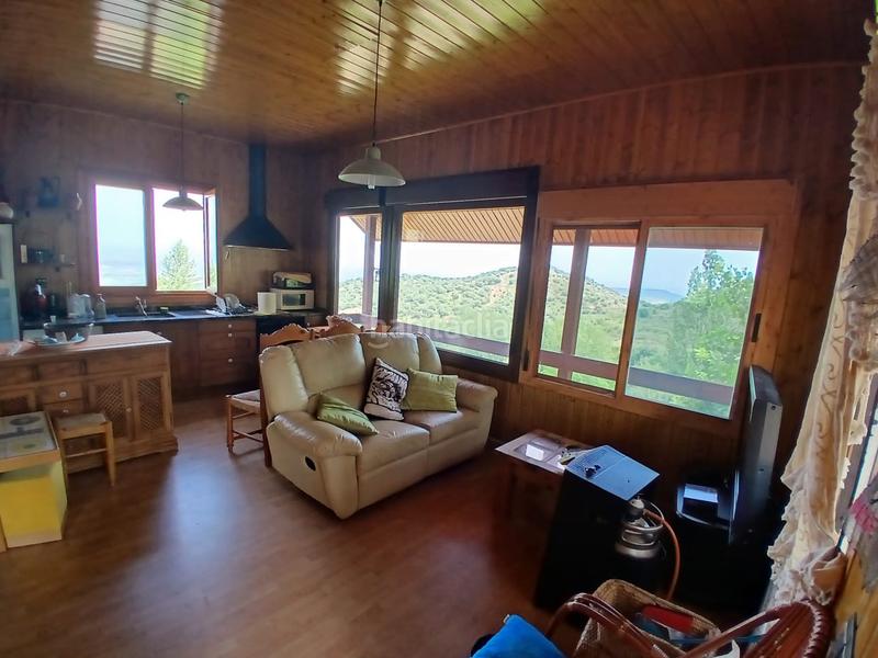 Foto edf6f828-22b6-4a8f-b2f2-abd71e3de239. Casa preciosa casa con terreno en la villa en Ocón
