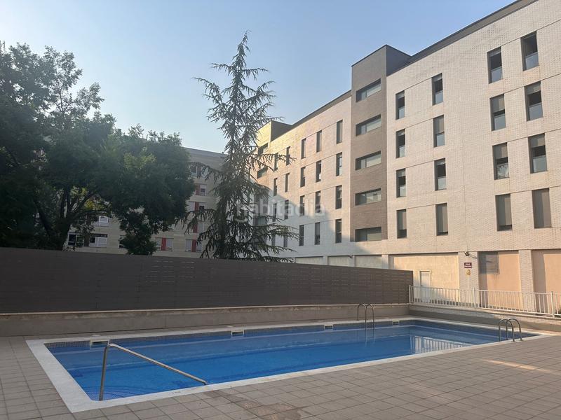 Foto 621c43cc-4544-4e22-b6a6-d6c04990d06d. Piso ocasion y novedad en el paseo del prior 3 habitaciones 2 baños garaje trastero terraza 42 m2 en Logroño