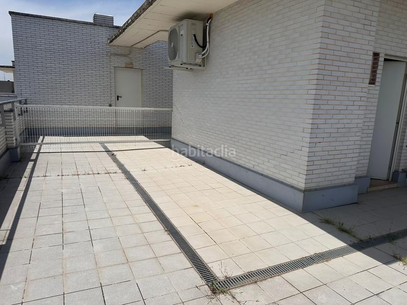 Foto e455f9d2-90db-4643-a862-fe2573c2aaef. Piso ocasion y novedad en el paseo del prior 3 habitaciones 2 baños garaje trastero terraza 42 m2 en Logroño