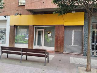 Locale commerciale in Residencia