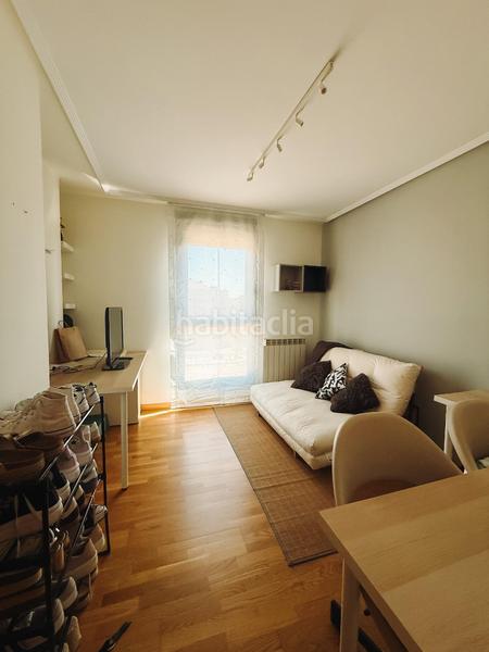 Foto 333c7d75-8e82-4b3a-bcf9-1812be9c5197. Piso ocasion y novedad en la zona de las norias-campillo 3 habitaciones 2 baños trastero 2 garajes en Logroño