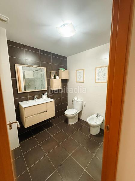 Foto 5650cb0a-44d0-4a48-b40d-68af689c8ca3. Piso ocasion y novedad en la zona de las norias-campillo 3 habitaciones 2 baños trastero 2 garajes en Logroño