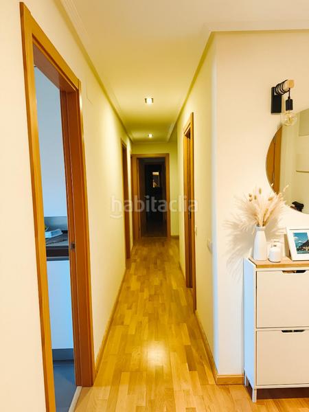 Foto b5800efa-a43a-4a95-a872-27c3d70ae628. Piso ocasion y novedad en la zona de las norias-campillo 3 habitaciones 2 baños trastero 2 garajes en Logroño