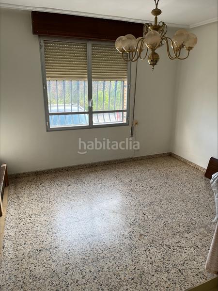 Foto 0cf8df35-3f35-4f49-a49b-099535cff8a1. Piso ocasion y novedad en varea vivienda exterior muy luminosa de 90 metros, con lonja de 122 m2 en Logroño