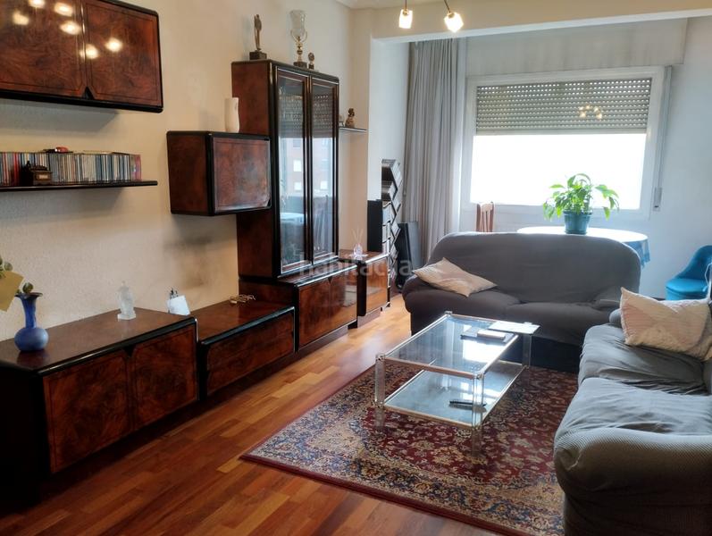 Foto c3f3cf29-b534-41b3-b52f-979f67435057. Flat with heating in Juzgados Logroño