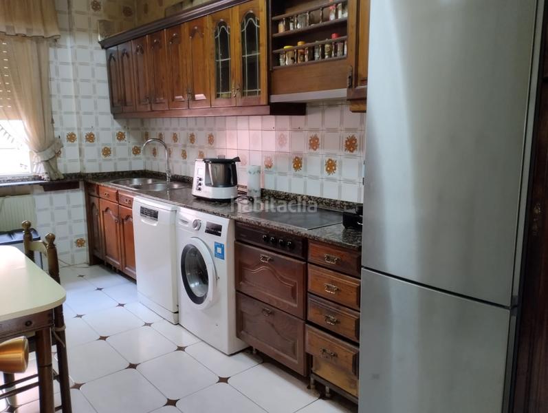 Foto f8783102-9d01-4c79-93bc-a12b89922ff1. Flat with heating in Juzgados Logroño