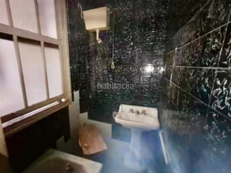 Foto 77ee9b19-fa77-4b26-bb0d-1a03011c09fa. Piso ocasion y novedad en avda de la paz ideal inversores les presentamos esta vivienda exterior en un edificio antiguo con encanto en Logroño
