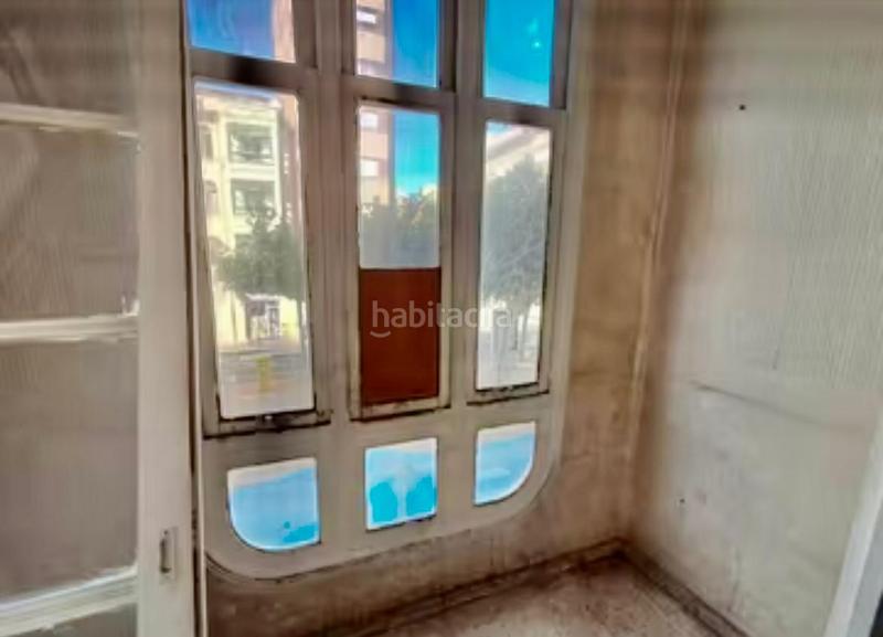 Foto a473ebef-b304-4ec0-a0db-5424e8e0508f. Piso ocasion y novedad en avda de la paz ideal inversores les presentamos esta vivienda exterior en un edificio antiguo con encanto en Logroño