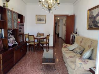 Pis a Juzgados. Exclusiva en calle chile. 4 habitaciones y 2 baños