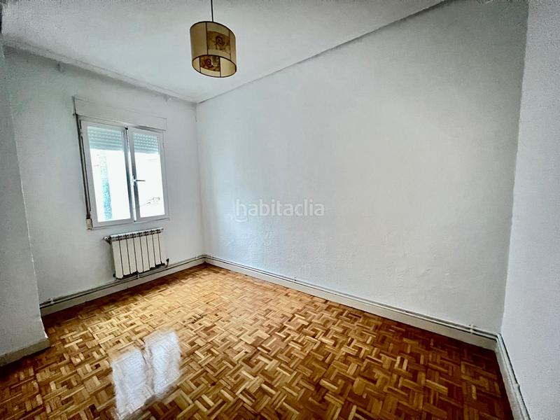 Foto ca19bb17-e29b-4d77-81d9-b01e6ebafd83. Flat with heating in Oeste Logroño