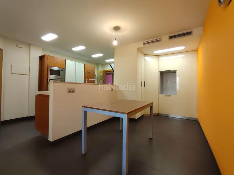 Foto 4798edf7-f956-4cdf-bdc2-9d5b97d14b99. Pis amb aparcament a Gran Via Logroño