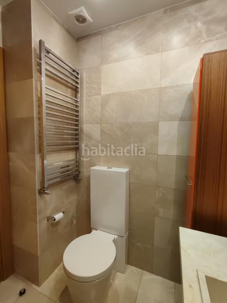 Foto 90942e29-6a8d-4427-a64f-bad37ba2ab56. Pis amb aparcament a Gran Via Logroño